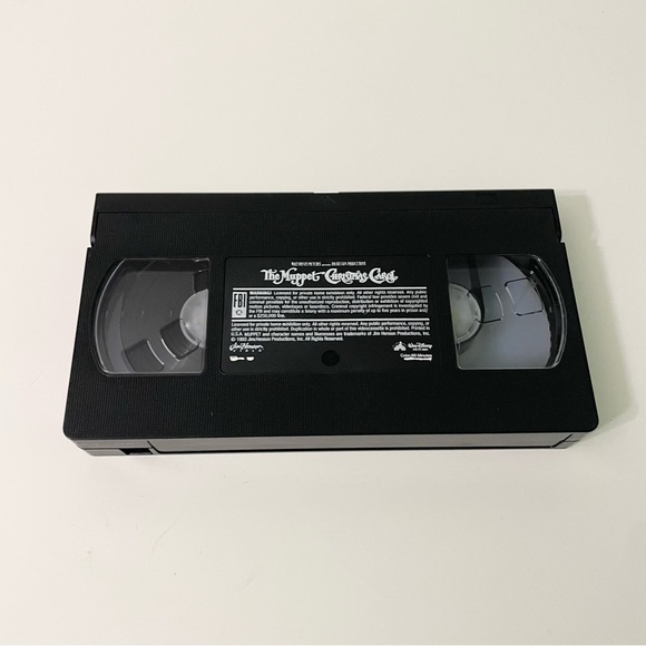 The Muppet Christmas Carol VHS - Picture 15 of 16
